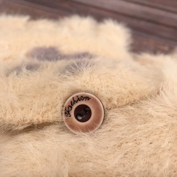 Warm Winter Paw Clamshell Gloves - Picture 8 of 8